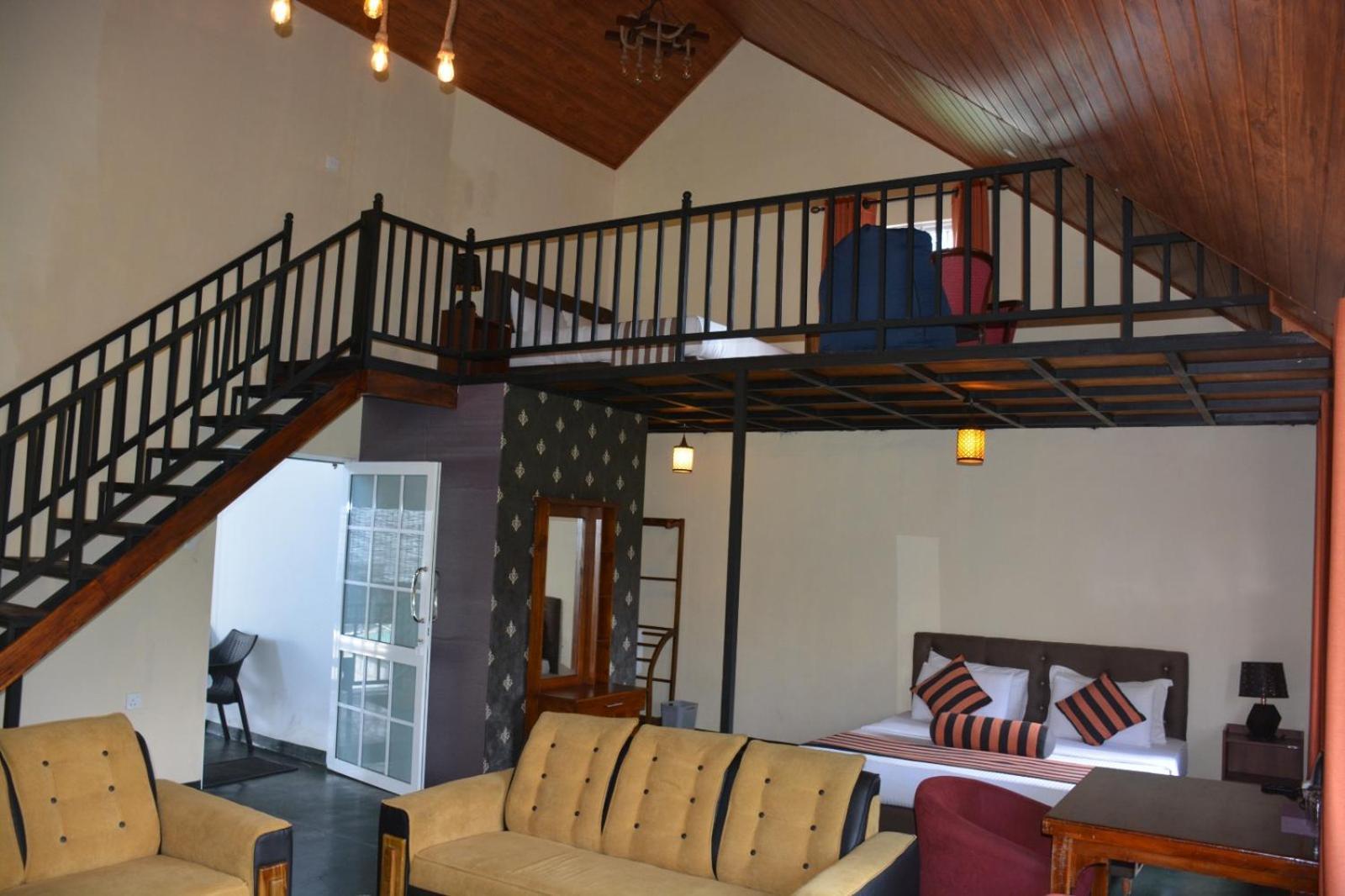 Hill Cool Hotel & Restaurant Хатон Екстериор снимка